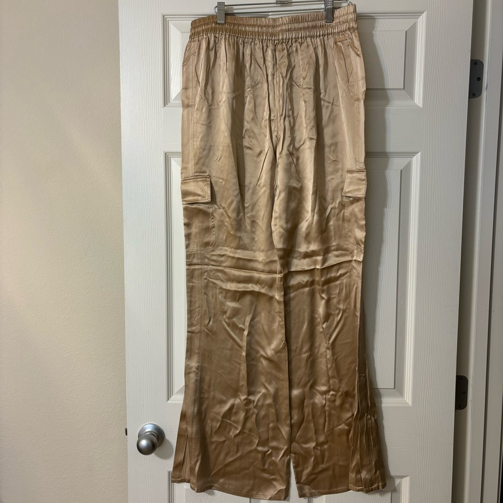 Blanc Noir Silk Wide Leg Pant Gold Trims size large NWT